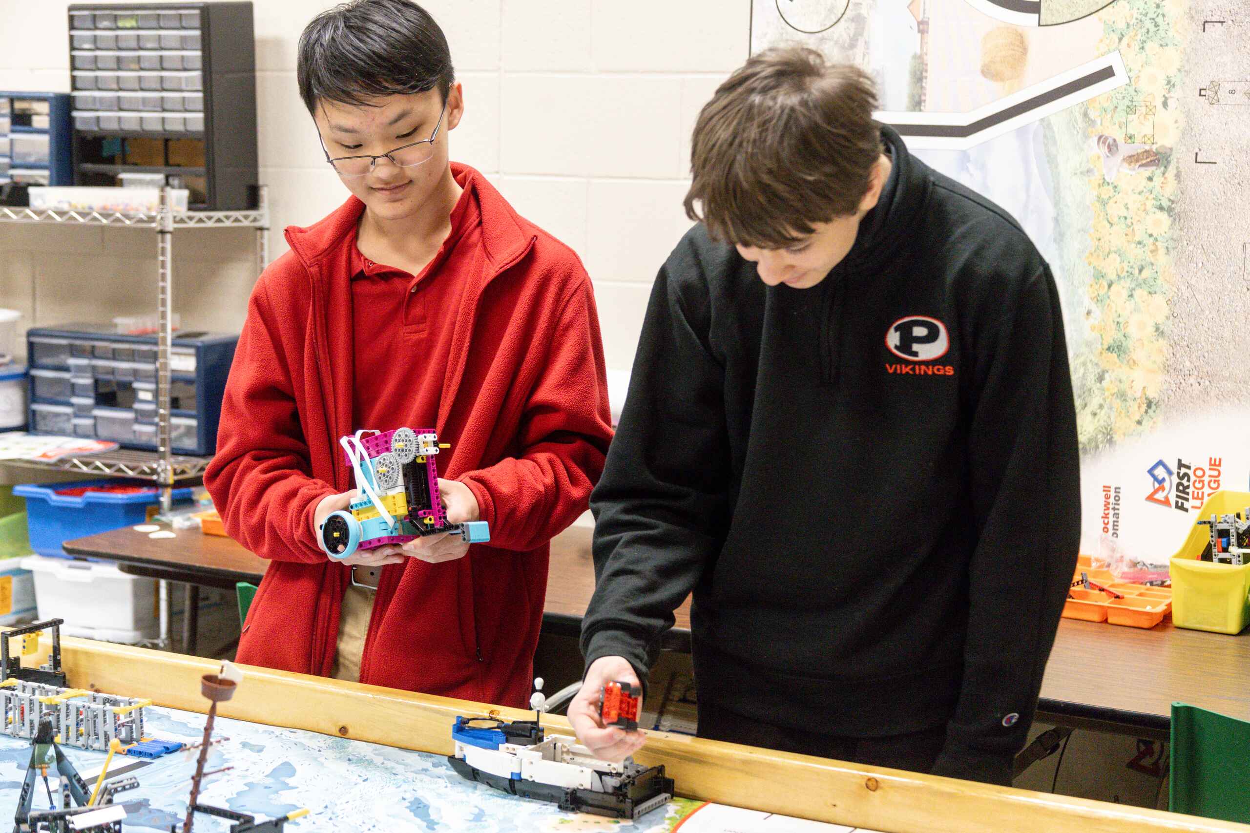 Middle School Robotics Class